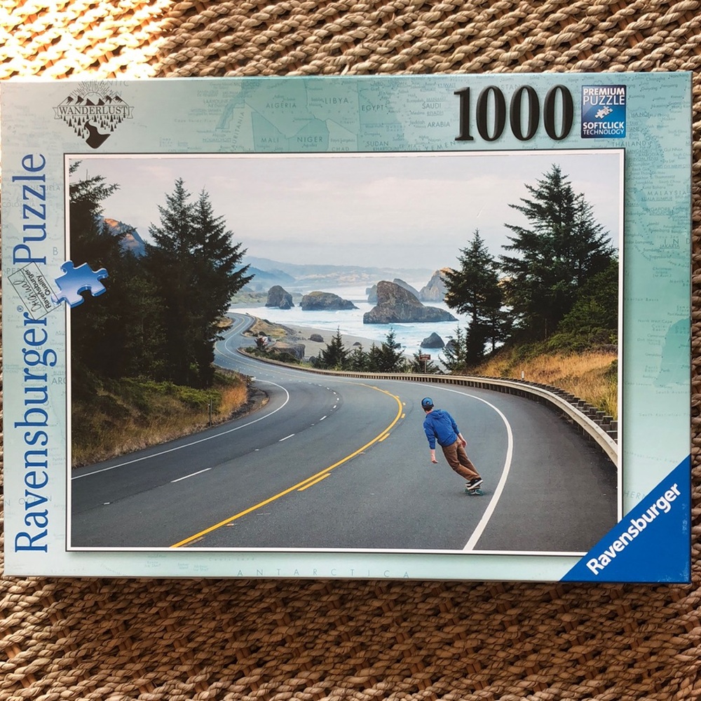 2for$20🟠Ravensburger 1000 pieces - Oregon Coast Skate